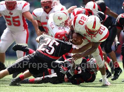 Thumbnail 1 in La Salle vs. Cedar Hill (Kirk Herbstreit Varsity Football Series) photogallery.