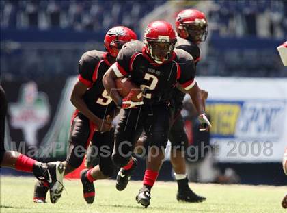 Thumbnail 3 in La Salle vs. Cedar Hill (Kirk Herbstreit Varsity Football Series) photogallery.
