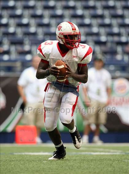 Thumbnail 2 in La Salle vs. Cedar Hill (Kirk Herbstreit Varsity Football Series) photogallery.