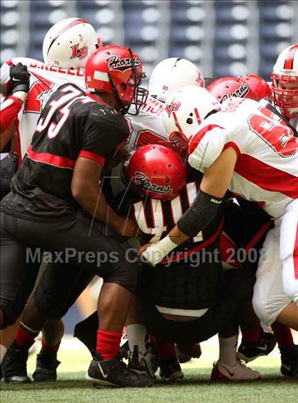 Thumbnail 2 in La Salle vs. Cedar Hill (Kirk Herbstreit Varsity Football Series) photogallery.