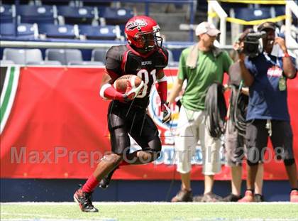 Thumbnail 2 in La Salle vs. Cedar Hill (Kirk Herbstreit Varsity Football Series) photogallery.