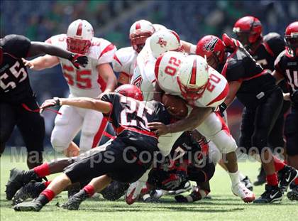 Thumbnail 3 in La Salle vs. Cedar Hill (Kirk Herbstreit Varsity Football Series) photogallery.