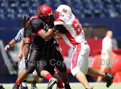 Thumbnail 2 in La Salle vs. Cedar Hill (Kirk Herbstreit Varsity Football Series) photogallery.