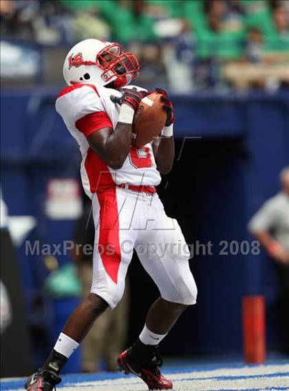 Thumbnail 1 in La Salle vs. Cedar Hill (Kirk Herbstreit Varsity Football Series) photogallery.