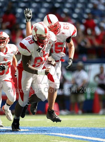 Thumbnail 1 in La Salle vs. Cedar Hill (Kirk Herbstreit Varsity Football Series) photogallery.