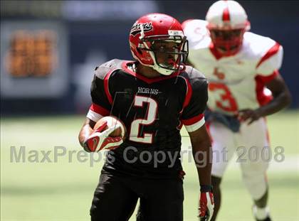 Thumbnail 1 in La Salle vs. Cedar Hill (Kirk Herbstreit Varsity Football Series) photogallery.
