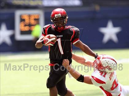 Thumbnail 2 in La Salle vs. Cedar Hill (Kirk Herbstreit Varsity Football Series) photogallery.