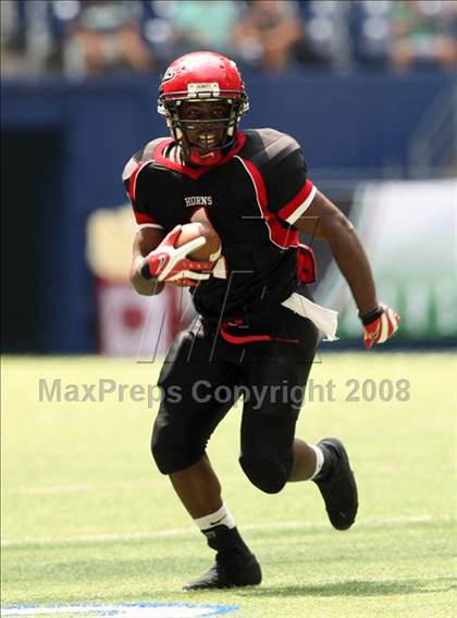 Thumbnail 1 in La Salle vs. Cedar Hill (Kirk Herbstreit Varsity Football Series) photogallery.