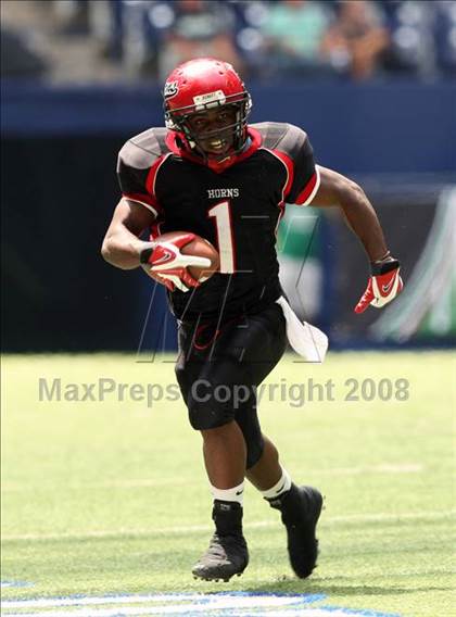 Thumbnail 2 in La Salle vs. Cedar Hill (Kirk Herbstreit Varsity Football Series) photogallery.