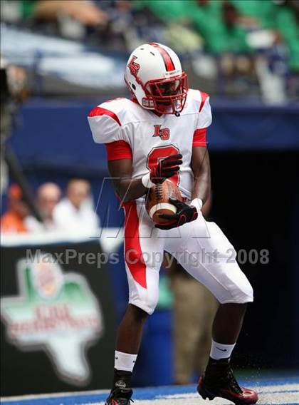 Thumbnail 1 in La Salle vs. Cedar Hill (Kirk Herbstreit Varsity Football Series) photogallery.