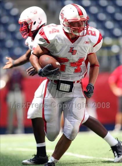 Thumbnail 2 in La Salle vs. Cedar Hill (Kirk Herbstreit Varsity Football Series) photogallery.