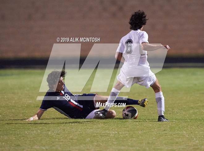 null - Photo 01