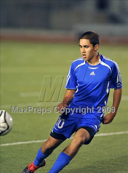 Thumbnail 3 in Rocklin vs. Oak Ridge (CIF SJS D2 Final) photogallery.