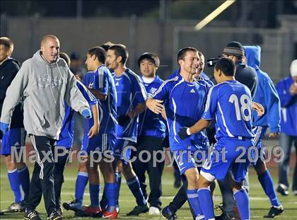 Thumbnail 2 in Rocklin vs. Oak Ridge (CIF SJS D2 Final) photogallery.