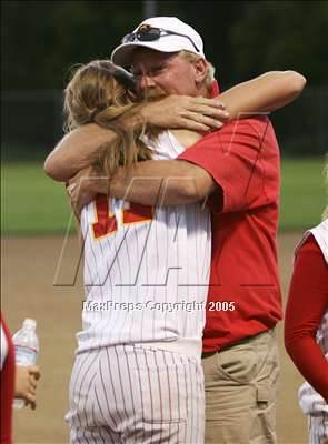 Thumbnail 3 in Mira Loma vs. Oakdale (D3 Sec. Final)#2 photogallery.