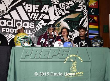 Thumbnail 1 in Long Beach Poly Signing Day Ceremony photogallery.