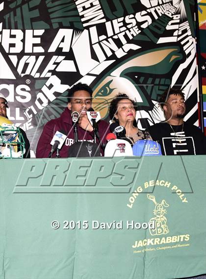 Thumbnail 2 in Long Beach Poly Signing Day Ceremony photogallery.
