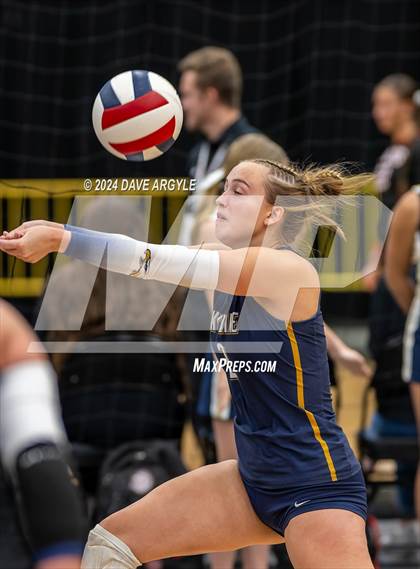 Thumbnail 1 in Skyline vs. Bonneville (UHSAA 5A Second Round) photogallery.