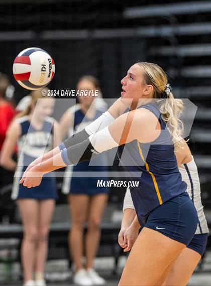 Thumbnail 2 in Skyline vs. Bonneville (UHSAA 5A Second Round) photogallery.