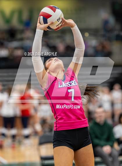 Thumbnail 3 in Skyline vs. Bonneville (UHSAA 5A Second Round) photogallery.