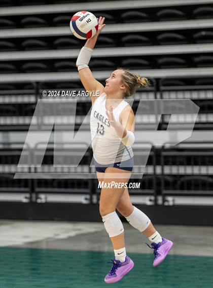 Thumbnail 2 in Skyline vs. Bonneville (UHSAA 5A Second Round) photogallery.