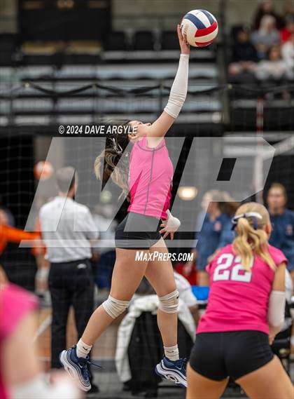 Thumbnail 3 in Skyline vs. Bonneville (UHSAA 5A Second Round) photogallery.