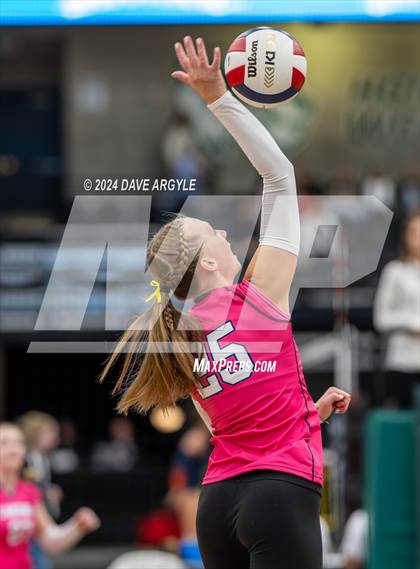 Thumbnail 1 in Skyline vs. Bonneville (UHSAA 5A Second Round) photogallery.