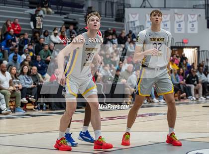 Thumbnail 2 in Montverde Academy vs. Columbus (Chipotle Nationals Semifinal) photogallery.