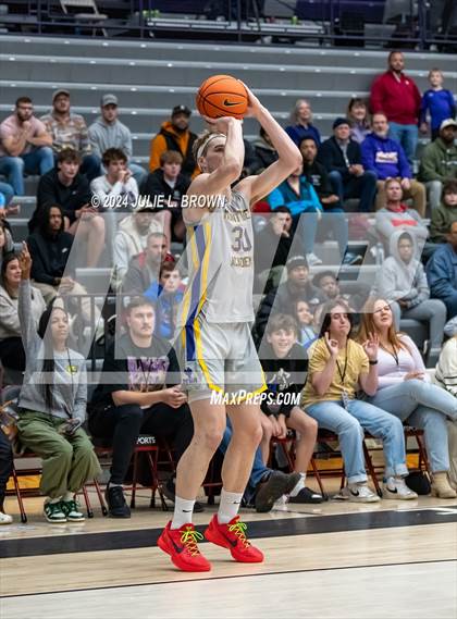 Thumbnail 3 in Montverde Academy vs. Columbus (Chipotle Nationals Semifinal) photogallery.