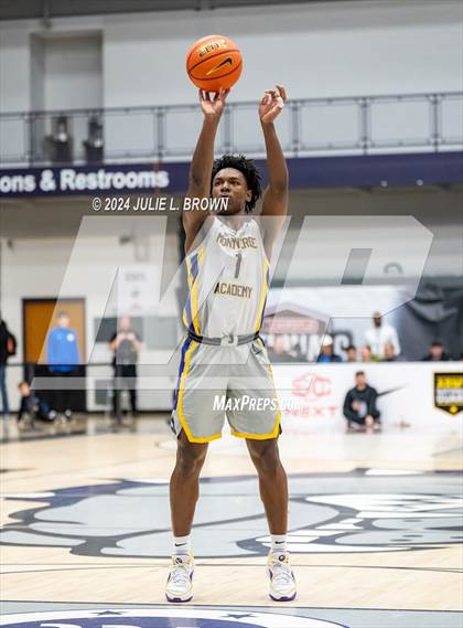 Thumbnail 1 in Montverde Academy vs. Columbus (Chipotle Nationals Semifinal) photogallery.