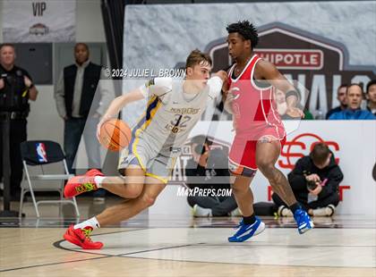 Thumbnail 3 in Montverde Academy vs. Columbus (Chipotle Nationals Semifinal) photogallery.