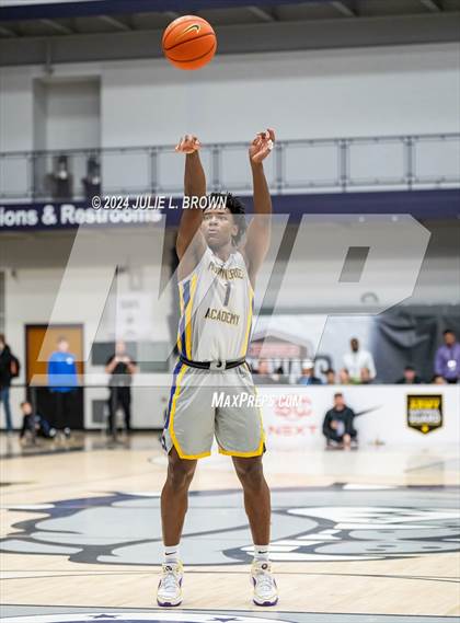 Thumbnail 2 in Montverde Academy vs. Columbus (Chipotle Nationals Semifinal) photogallery.