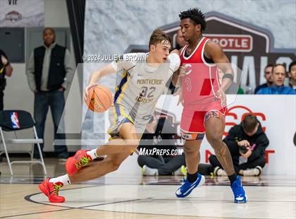 Thumbnail 1 in Montverde Academy vs. Columbus (Chipotle Nationals Semifinal) photogallery.