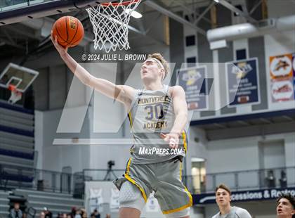 Thumbnail 1 in Montverde Academy vs. Columbus (Chipotle Nationals Semifinal) photogallery.