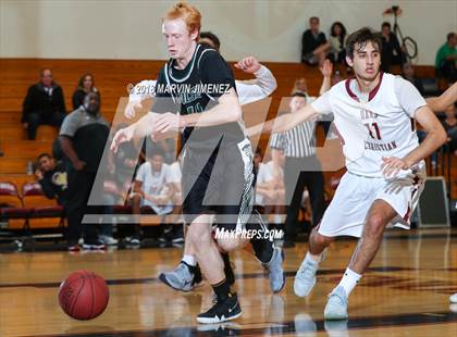 Thumbnail 1 in Oaks Christian vs Thousand Oaks  photogallery.