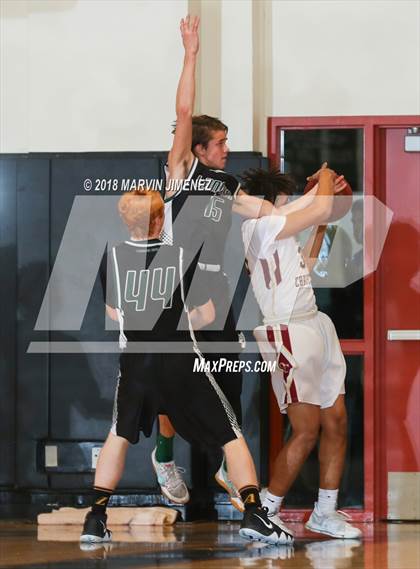 Thumbnail 2 in Oaks Christian vs Thousand Oaks  photogallery.