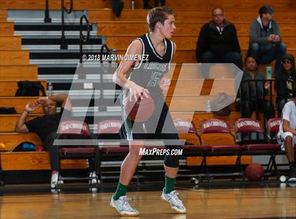 Thumbnail 3 in Oaks Christian vs Thousand Oaks  photogallery.