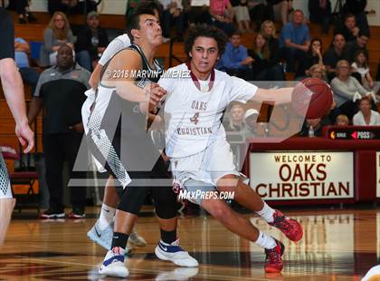 Thumbnail 1 in Oaks Christian vs Thousand Oaks  photogallery.