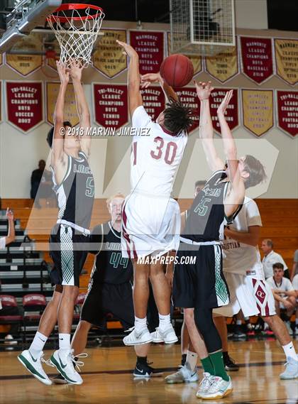 Thumbnail 2 in Oaks Christian vs Thousand Oaks  photogallery.