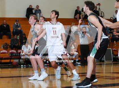 Thumbnail 2 in Oaks Christian vs Thousand Oaks  photogallery.