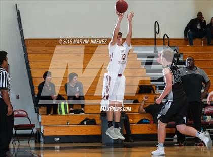 Thumbnail 2 in Oaks Christian vs Thousand Oaks  photogallery.
