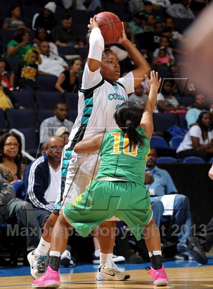 Thumbnail 1 in Long Beach Poly vs. Canyon Springs (CIF SoCal Regional D1 Final) photogallery.