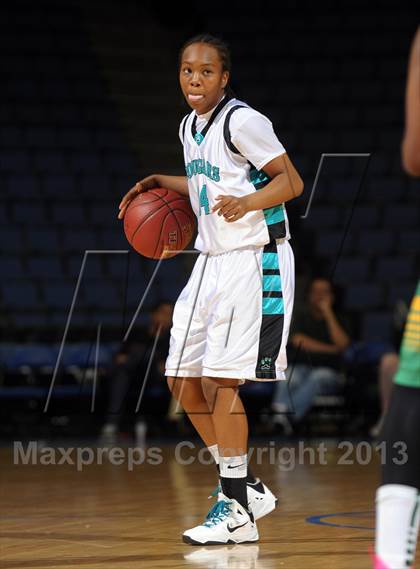 Thumbnail 1 in Long Beach Poly vs. Canyon Springs (CIF SoCal Regional D1 Final) photogallery.