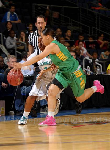 Thumbnail 1 in Long Beach Poly vs. Canyon Springs (CIF SoCal Regional D1 Final) photogallery.