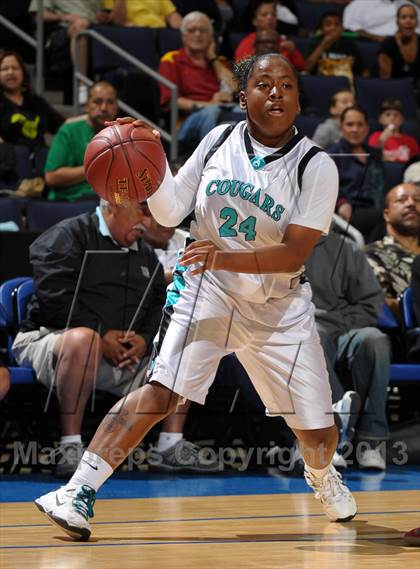 Thumbnail 1 in Long Beach Poly vs. Canyon Springs (CIF SoCal Regional D1 Final) photogallery.