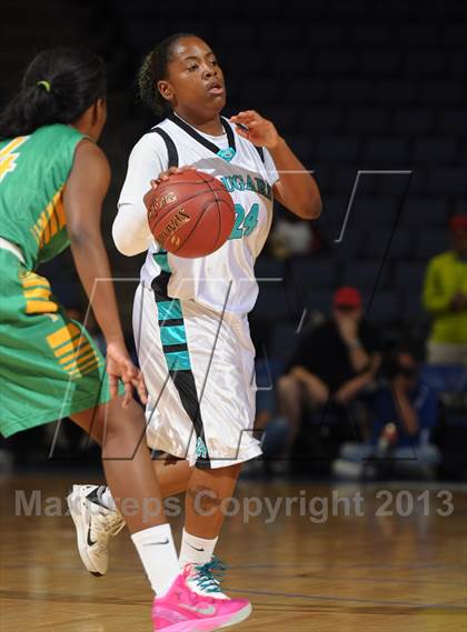 Thumbnail 2 in Long Beach Poly vs. Canyon Springs (CIF SoCal Regional D1 Final) photogallery.