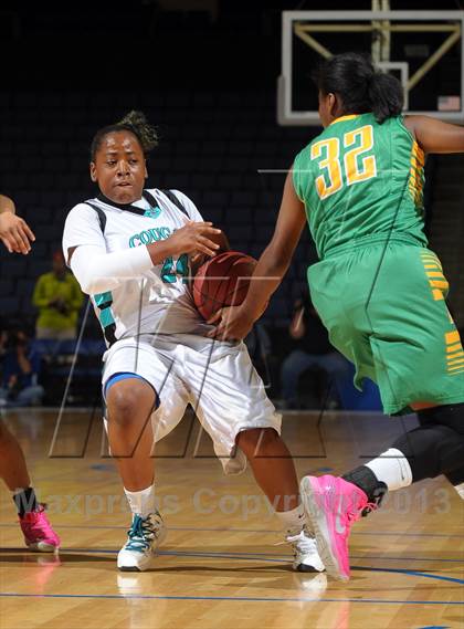 Thumbnail 1 in Long Beach Poly vs. Canyon Springs (CIF SoCal Regional D1 Final) photogallery.