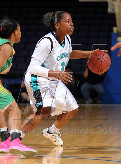 Thumbnail 2 in Long Beach Poly vs. Canyon Springs (CIF SoCal Regional D1 Final) photogallery.