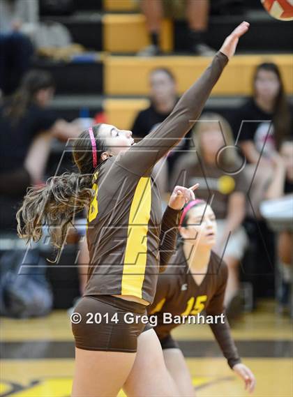 Thumbnail 1 in River Valley @ Yuba City photogallery.