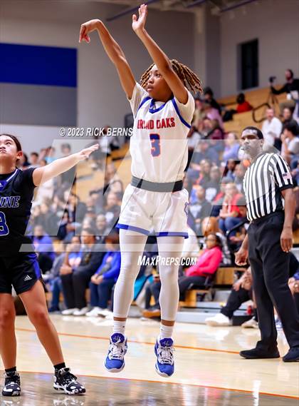 Thumbnail 1 in Grand Oaks vs Aldine (UIL-6A Bi-District Playoffs) photogallery.